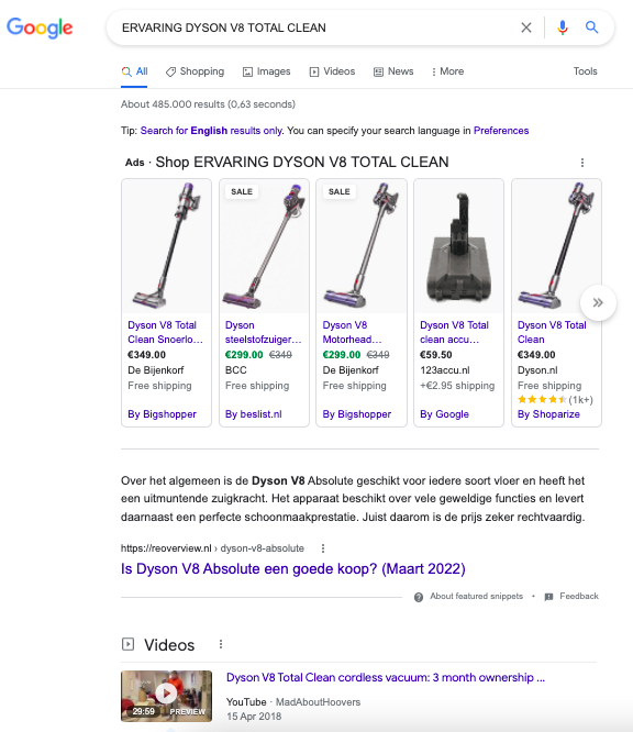 Zoekwoorden onderzoek naar ervaring van de Dyson V8 levert advertenties op